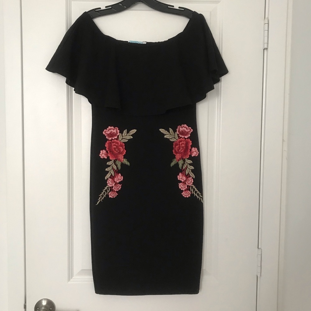 Azul by Aldrin black dress Mexican collection